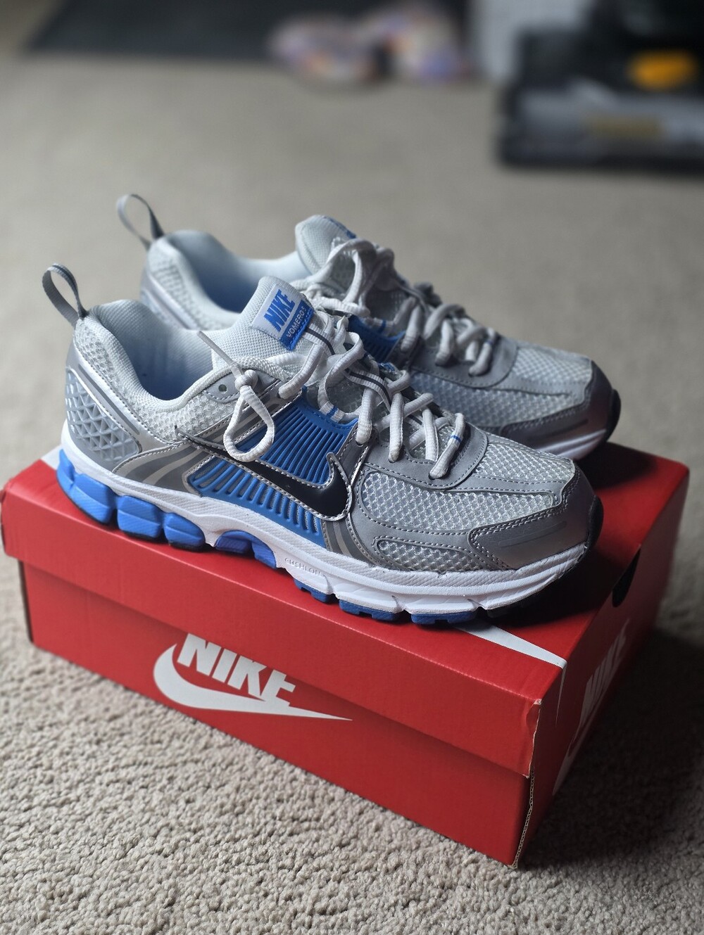 Nike Zoom Vomero 5 GS 'White/Black-Pure Platinum/Photo Blue